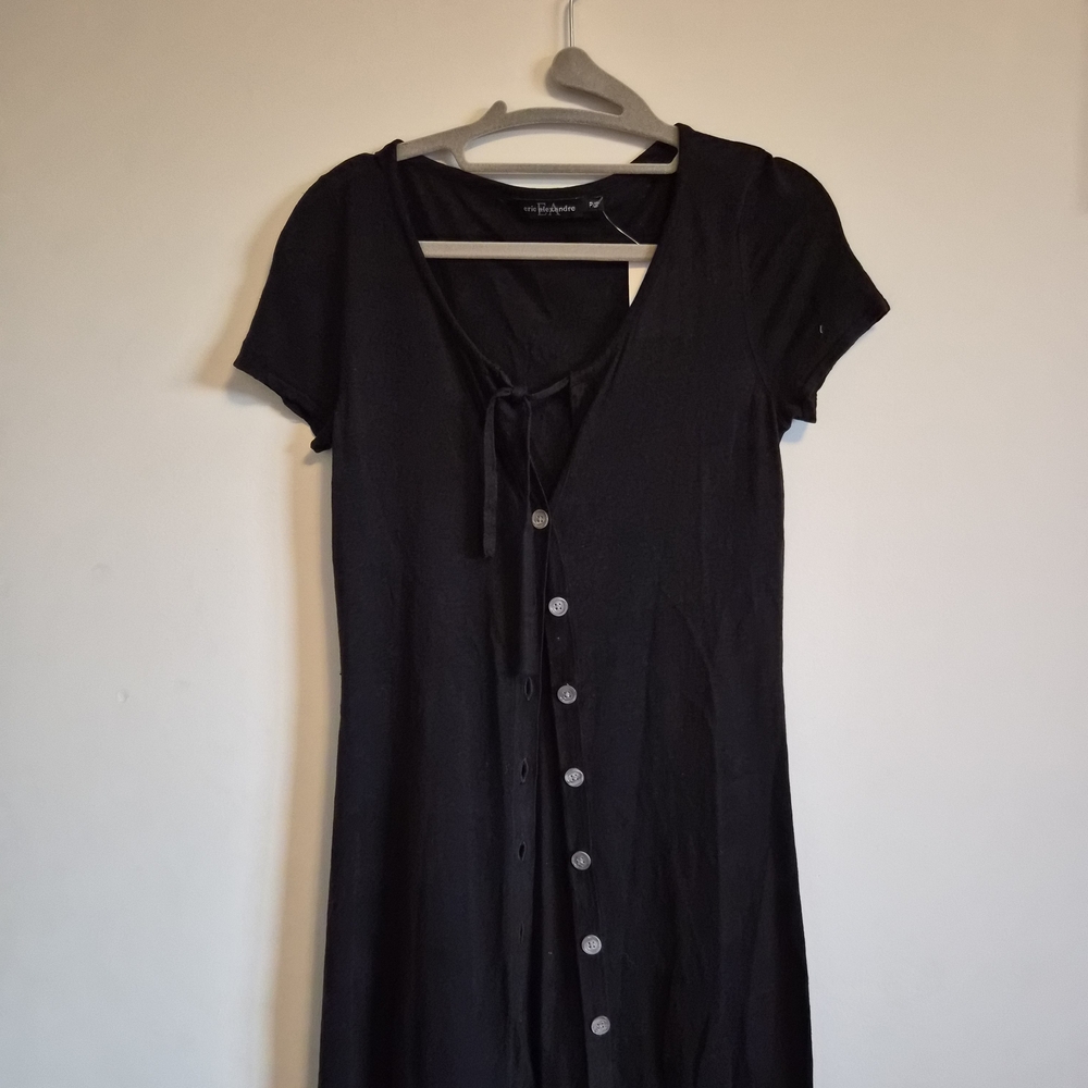 Chic Black Button-Front Midi Dress